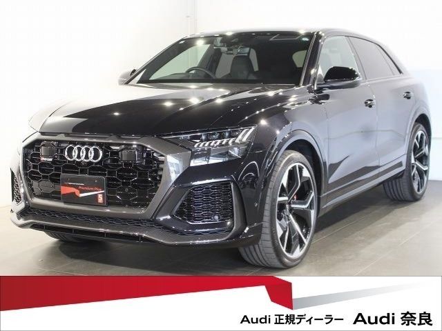 AUDI / AUDI RS Q8