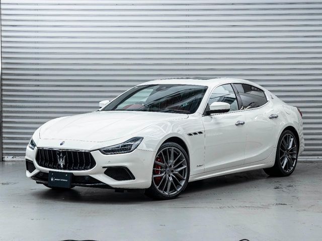 MASERATI / MASERATI GHIBLI Sedan