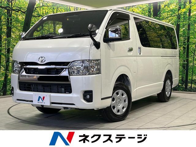 TOYOTA / HIACE van 4WD