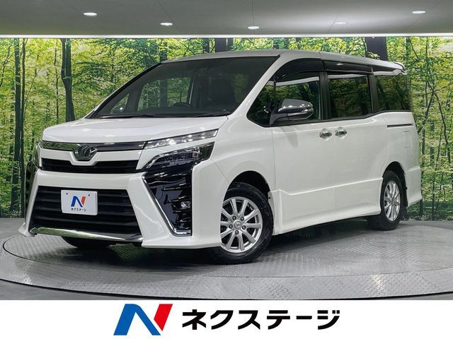 TOYOTA / VOXY