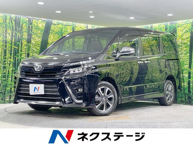 TOYOTA / VOXY 4WD