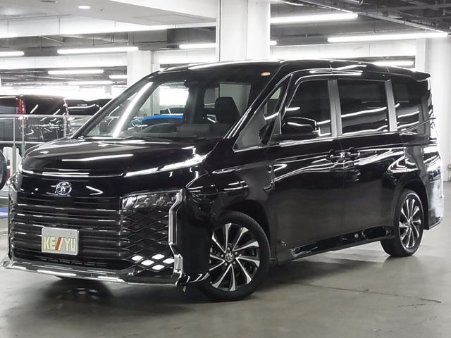 TOYOTA / VOXY HYBRID