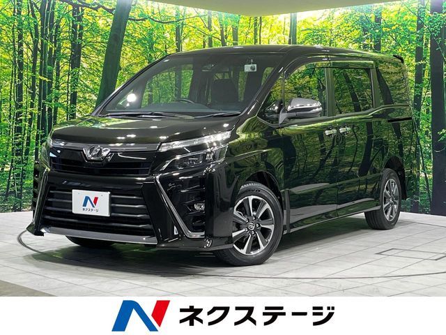 TOYOTA / VOXY 4WD