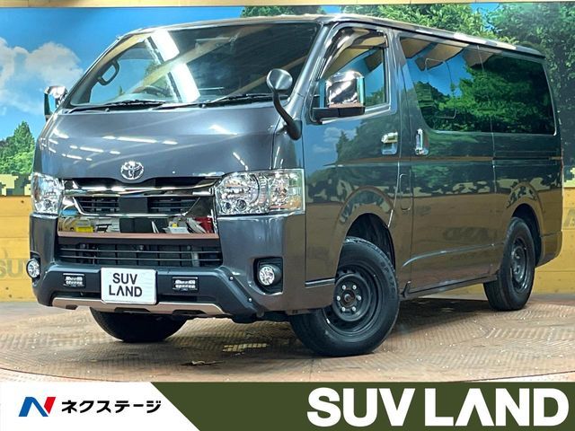 TOYOTA / HIACE van 4WD