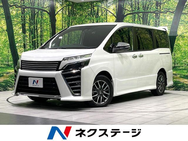 TOYOTA / VOXY