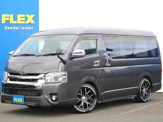 TOYOTA / HIACE van 4WD