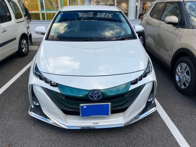 TOYOTA / プリウスＰＨＥＶ