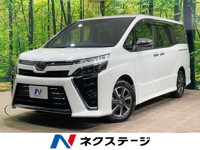 TOYOTA / VOXY