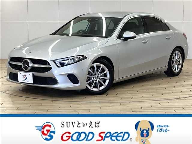 MERCEDES BENZ / MERCEDES BENZ A class sedan