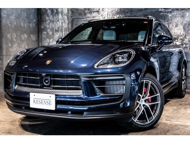 PORSCHE / PORSCHE Macan