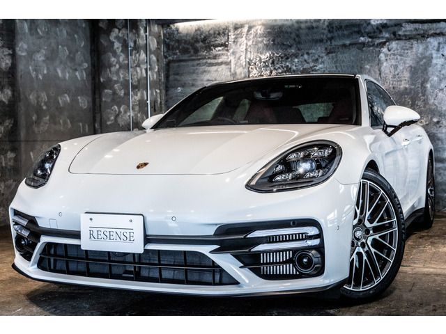 PORSCHE / PORSCHE PANAMERA