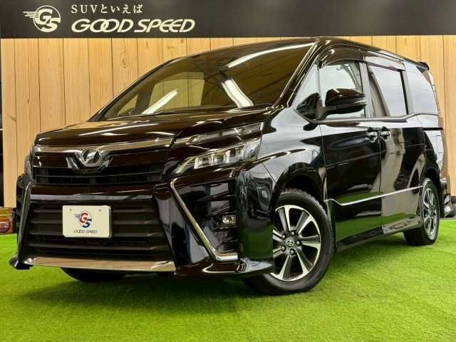 TOYOTA / VOXY