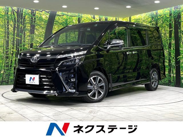 TOYOTA / VOXY 4WD