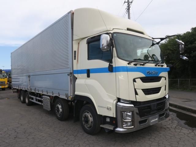 ISUZU / GIGA