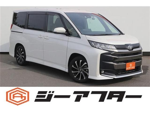 TOYOTA / NOAH
