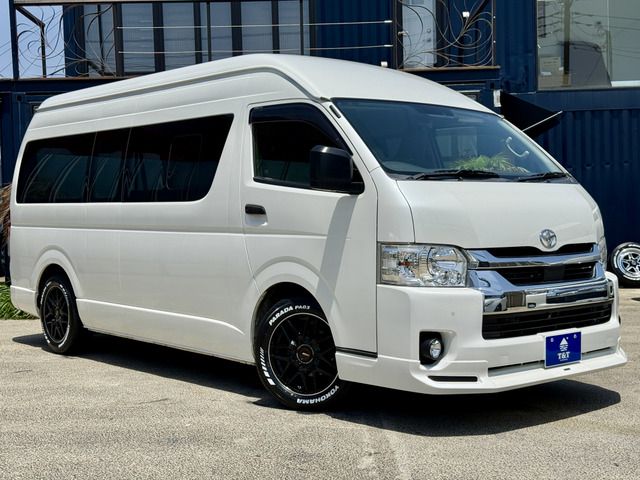 TOYOTA / HIACE van 4WD