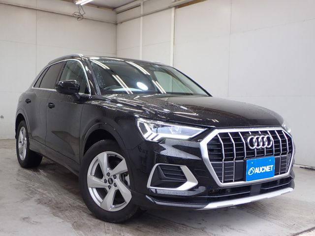 AUDI / AUDI Q3