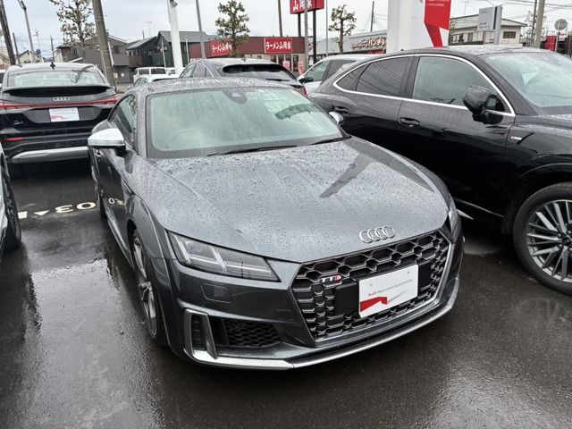 AUDI / AUDI TTS coupe