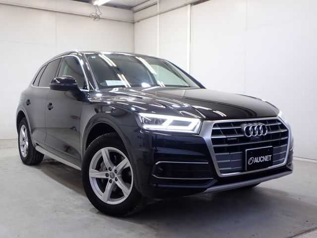 AUDI / AUDI Q5