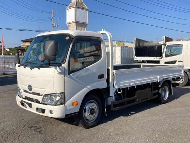 HINO / DUTRO