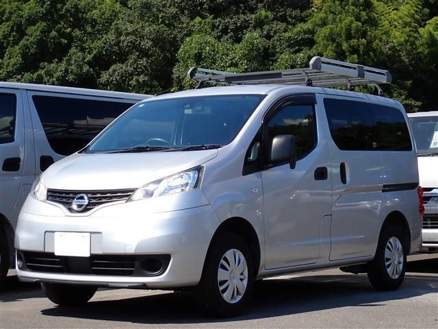NISSAN / NV200 VANETTE van 4WD