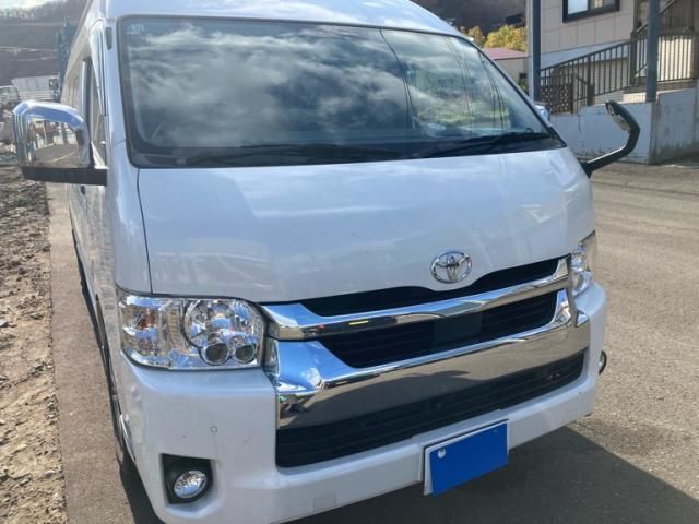 TOYOTA / HIACE van 4WD