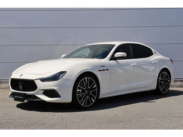 MASERATI / MASERATI GHIBLI Sedan