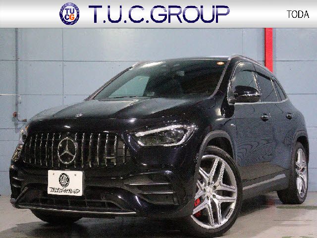 MERCEDES BENZ / MERCEDES AMG GLA class