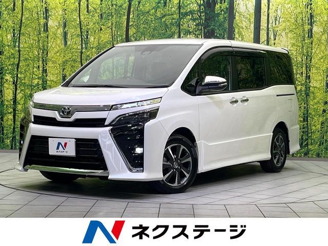 TOYOTA / VOXY