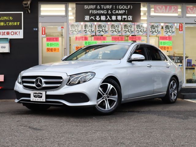 MERCEDES BENZ / MERCEDES BENZ E class sedan