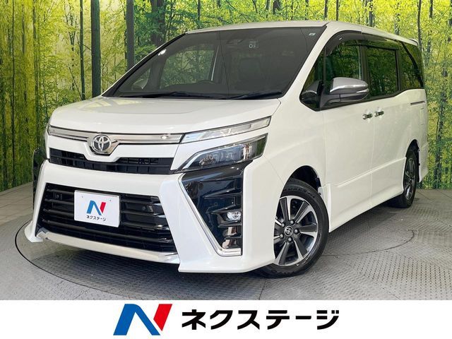 TOYOTA / VOXY