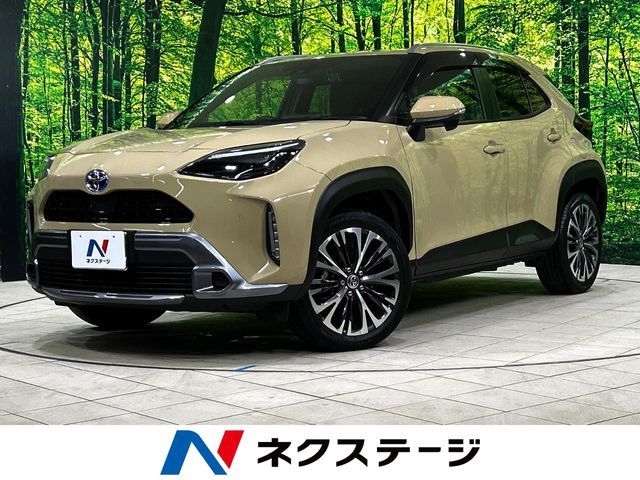 TOYOTA / YARIS CROSS HYBRID