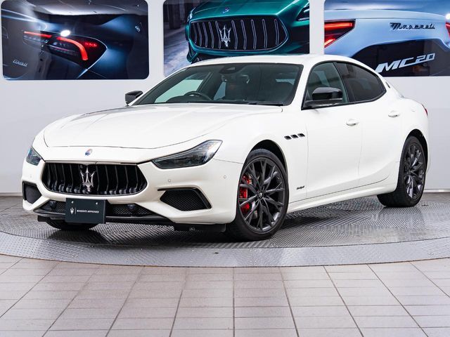 MASERATI / MASERATI GHIBLI Sedan