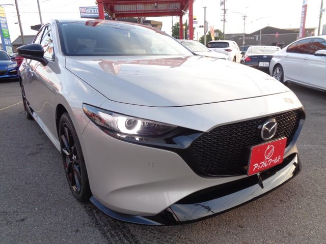 MAZDA / MAZDA3 FASTBACK