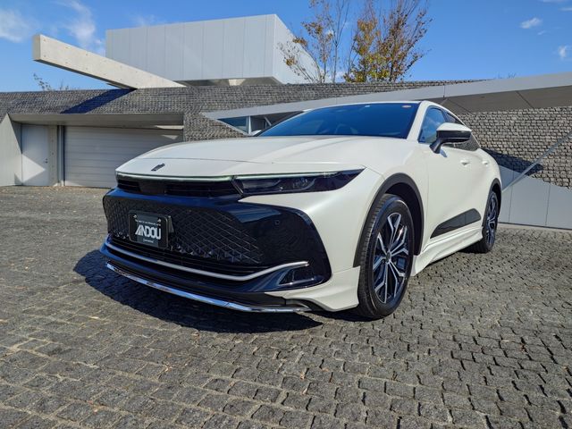 TOYOTA / CROWN CROSSOVER