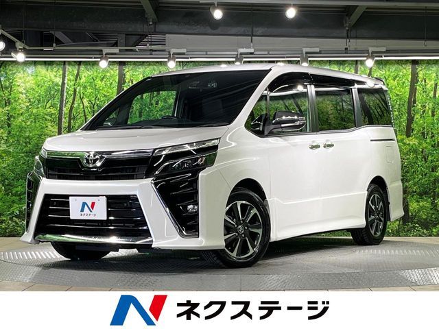 TOYOTA / VOXY