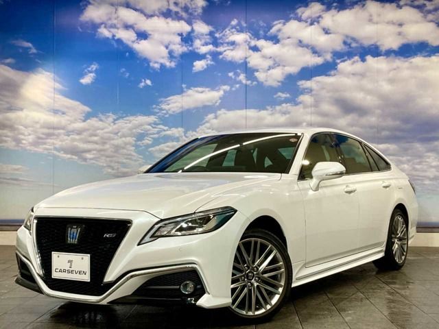 TOYOTA / CROWN sedan hybrid 4WD