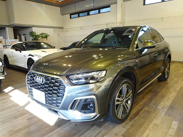 AUDI / AUDI Q5 SPORTBACK