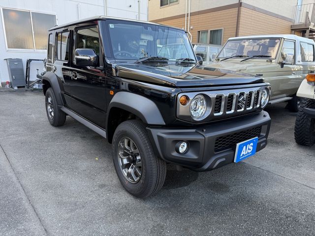 SUZUKI / JIMNY NOMADE