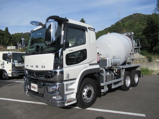 Japanese used car Ref# 1439235 MITSUBISHI FUSOU / SUPER GREAT