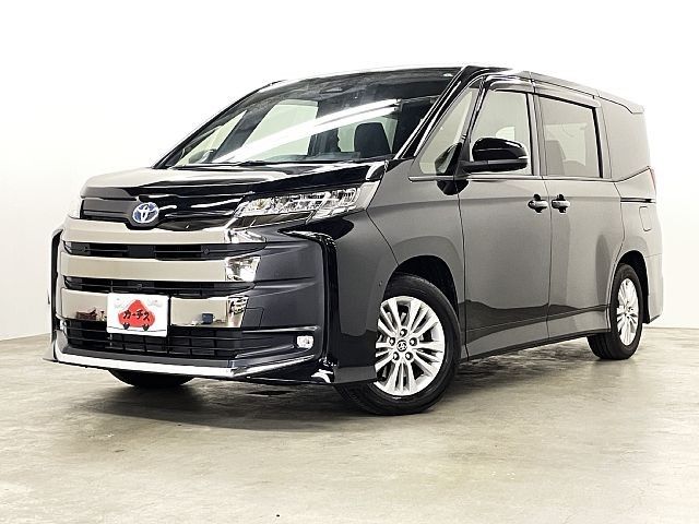 TOYOTA / NOAH HYBRID