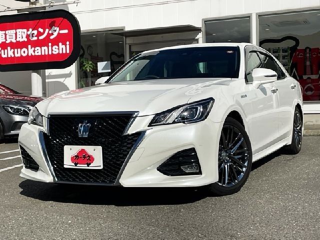 TOYOTA / CROWN sedan hybrid