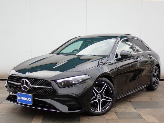 MERCEDES BENZ / MERCEDES BENZ A class sedan