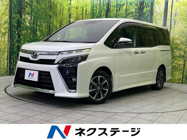 TOYOTA / VOXY