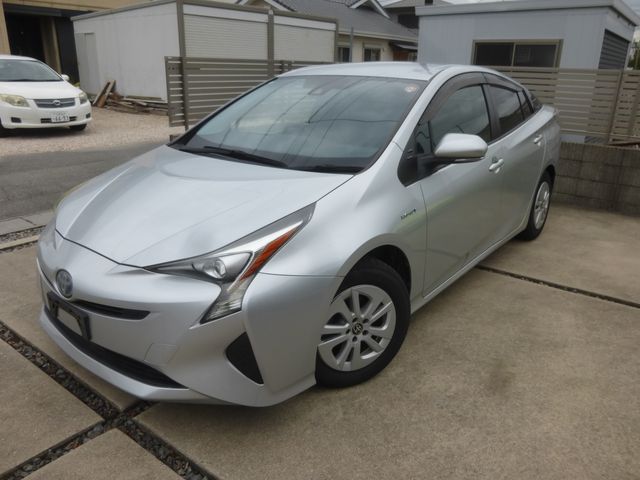 TOYOTA / PRIUS