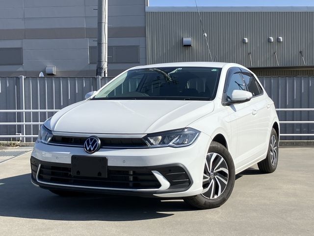 VOLKSWAGEN / VOLKSWAGEN POLO