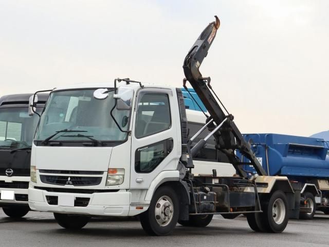 MITSUBISHI FUSOU / FIGHTER