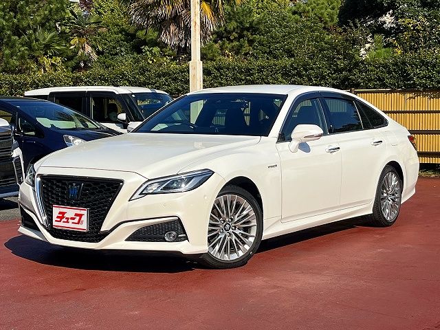 TOYOTA / CROWN sedan hybrid