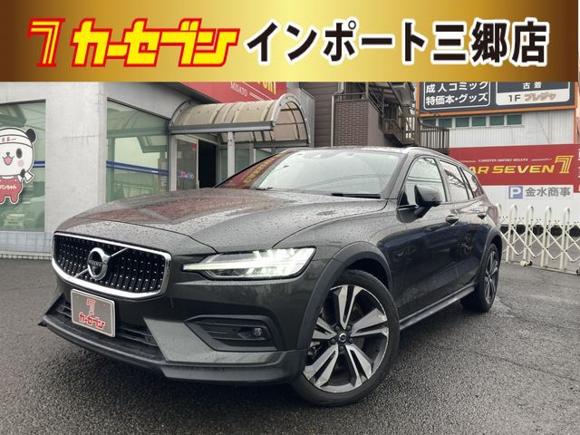 VOLVO / VOLVO V60 CROSS COUNTRY