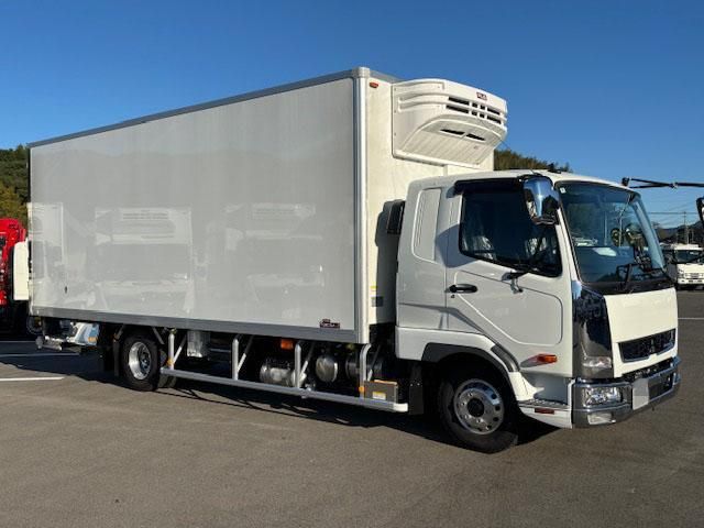 MITSUBISHI FUSOU / FIGHTER